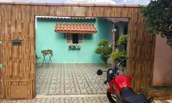 Imagem: Vende-se esta no São Jorge - Perto do Castelo