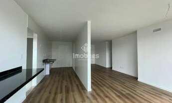 Imagem 4: Apartamento/Aluguel - Ed. Torre Santoro - 3 Suítes - 123m² - 2 Vagas - 10º Anda - Varanda