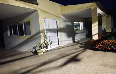 Imagem 3: Casa Condomínio Jaguaribe 3/4, piscina , 4 garagens, próximo Praia