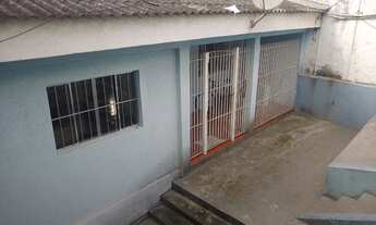 Imagem 4: Casa Terrea Prox ao Shopping Maia , Carrefour-4dorms,3vagas-R$ 3.000,00 + Iptu