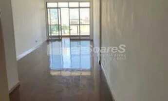 Imagem 2: Apartamento com 2 quartos na Praça Seca. Rua Capitão Menezes