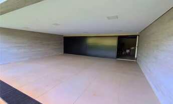 Imagem 3: Casa de condomínio sobrado para aluguel tem 600 metros quadrados com 4 quartos