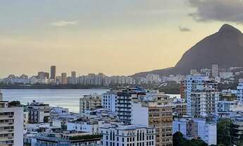 Imagem 3: Super vista para a Lagoa, da sala e dos quartos