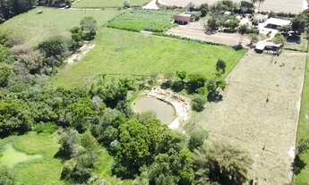 Imagem 4: Lindo sitio com chácara / barracão / poço