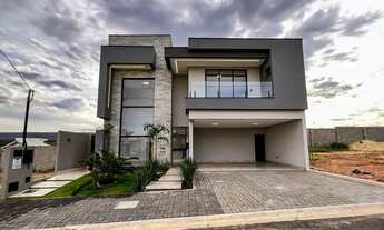 Imagem: Sobrado De Alto Nível, Condomínio Cidade