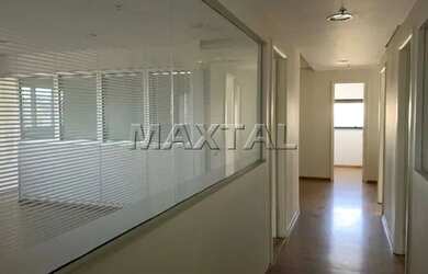 Imagem 2: Conjunto Comercial com 7 salas e 7 vagas de garagem próximo a Avenida Braz Leme