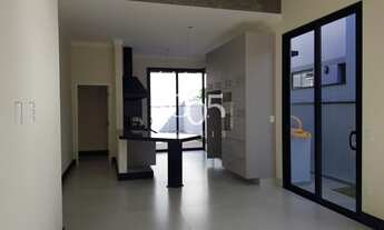 Imagem 4: Imóvel térreo à venda no condomínio Central em Salto com 154m2 de construção e 300m2 de te