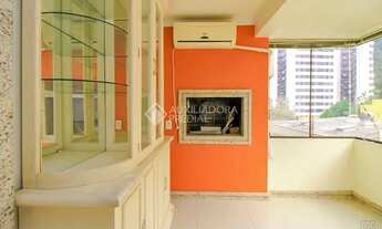 Imagem 2: Apartamento para venda tem 75 metros quadrados com 2 quartos em Petrópolis - Porto Alegre