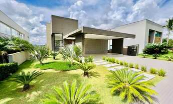 Imagem: Casa com 4 dormitórios, 335 m², piscina