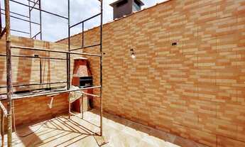 Imagem 2: Térrea para venda possui 75 metros quadrados com 2 quartos em Vila Ligya - Guarujá - SP