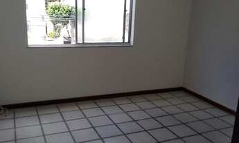 Imagem 4: Apartamento vale dos lagos terceiro andar 700.00 Rua Amilton santos G