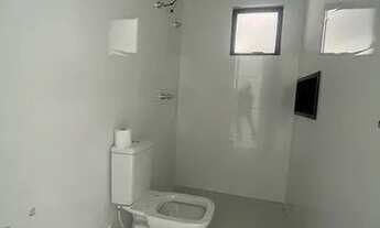 Imagem 7: Casa com amplo espaço e 02 vagas de garagem