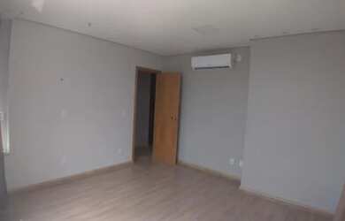 Imagem 2: Sala pronta para venda com 42m2 , com armários e 3 ar condicionados em Park Lozandes - Goi