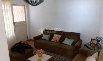 Imagem 2: PORTO ALEGRE - Casa Padrão - Partenon