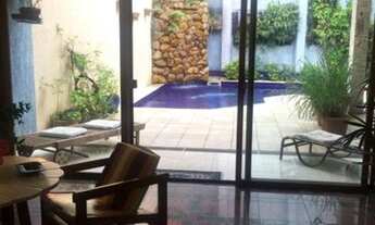 Imagem 3: Sobrado espetacular com excelente padrão construtivo