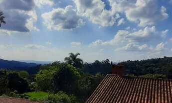 Imagem 7: Casa para venda possui 313 metros quadrados com 3 quartos em Caraguatá - Mairiporã - SP