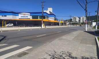 Imagem 4: Casa para Venda em Florianópolis, Santa Mônica, 3 dormitórios, 1 suíte, 1 banheiro, 2 vaga