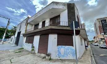 Imagem: Casa com Ponto Comercial em Ananindeua