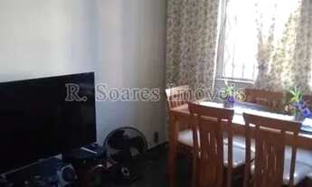 Imagem: BOM APTO AMPLO COM SALA, 3 QTOS, TERREO