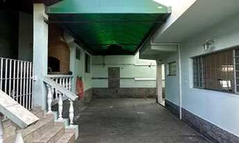 Imagem 7: Sobrado para aluguel tem 300 metros quadrados com 4 quartos