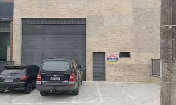 Imagem 2: Galpão para locação com chão epoxi