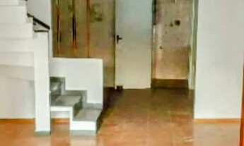 Imagem 2: Sobrado à venda no Jardim Regina na Rua Mário Matos, com 2 dormitórios