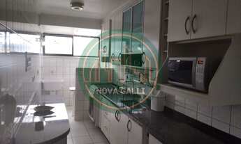 Imagem 3: Apartamento duplex mobiliado com armários planejados