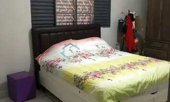 Imagem 7: Casa Comercial = Residencial Com Ótima Localização em Quintino Facci I