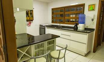 Imagem 5: Casa aconchegante com 4 suítes, piscina em local nobre na ilha de Floripa em SC