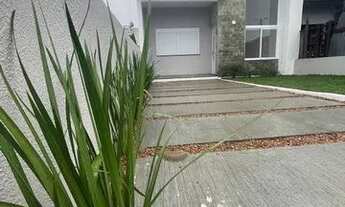 Imagem: Casa Geminada Nova