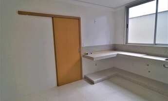 Imagem 3: Apartamento com área privativa e excelente localização