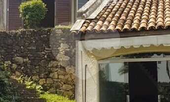 Imagem 7: Casa que precisa de reforma