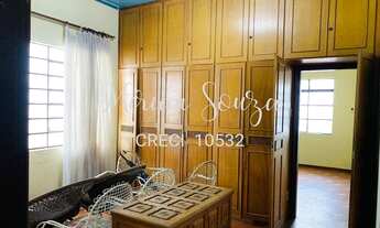 Imagem 7: Alugo casa com ótima localização no centro de Varzea Grande