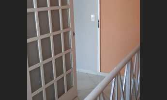 Imagem 3: Sobrado para aluguel e venda tem 230 metros quadrados com 3 quartos