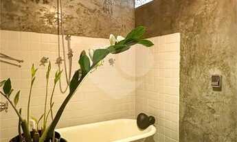 Imagem 4: Lindo apartamento ensolarado e amplo em rua tranquila dos Jardins