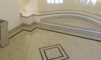 Imagem 4: Casa de condomínio para aluguel tem 400 metros quadrados com 5 quartos