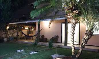 Imagem: Casa de condomínio para venda com 284 metros