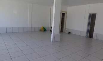 Imagem 2: Ponto comercial/Loja/Box para aluguel com 61 metros quadrados em Aquarius (Tamoios) - Cabo