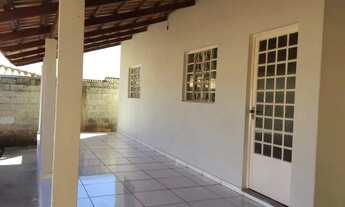 Imagem 2: Oportunidade - 2 qts. - Lote Grande- Residencial Lagoa - Betim