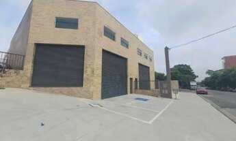 Imagem 6: Galpão para locação com chão epoxi