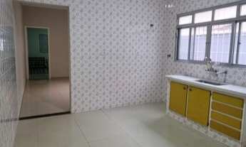 Imagem 3: CASA EM LOCALIZAÇÃO RARA! EM MENOS DE 250 METROS DO MAR, COM AMPLO TERRENO E COMODOS BEM D