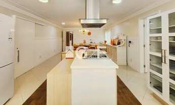 Imagem 6: Casa cinematográfica em condomínio em Valinhos SP