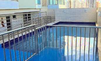 Imagem 3: Uma sala com amplitude excelente, uma cozinha grande e espaçosa e 3 quartos!