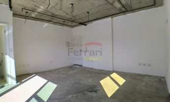 Imagem 3: Sala comercial com sacada, 2 banheiros com ventilação natural, 1 vaga de garagem, no contr