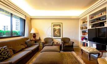 Imagem 6: Na Praça Pereira Coutinho - 387úteis - andar alto - 4 suítes - 5 garagens - impecável