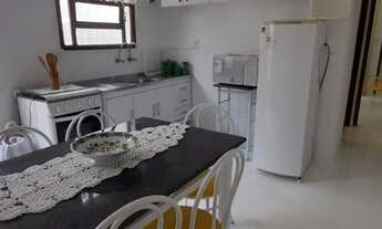 Imagem 3: BELÍSSIMA CASA COM AMBIENTES BEM POJETADOS, COZINHA GRANDE E ESPAÇO GOURMET!