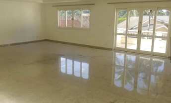 Imagem 6: Casa de condomínio para aluguel tem 400 metros quadrados com 5 quartos