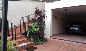 Imagem 2: Sobrado à venda no Bosque da Saúde, 4 dormitórios, 1 suíte e 4 vagas