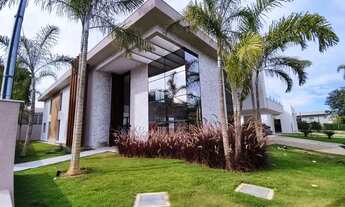 Imagem 6: Casa de condomínio para venda possui 464 metros quadrados com 4 quartos