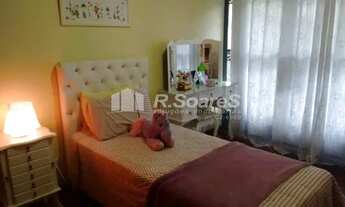 Imagem 7: Casa 4 quartos em Vila Valqueire. Rua Ângelo Raimundo Barreiras